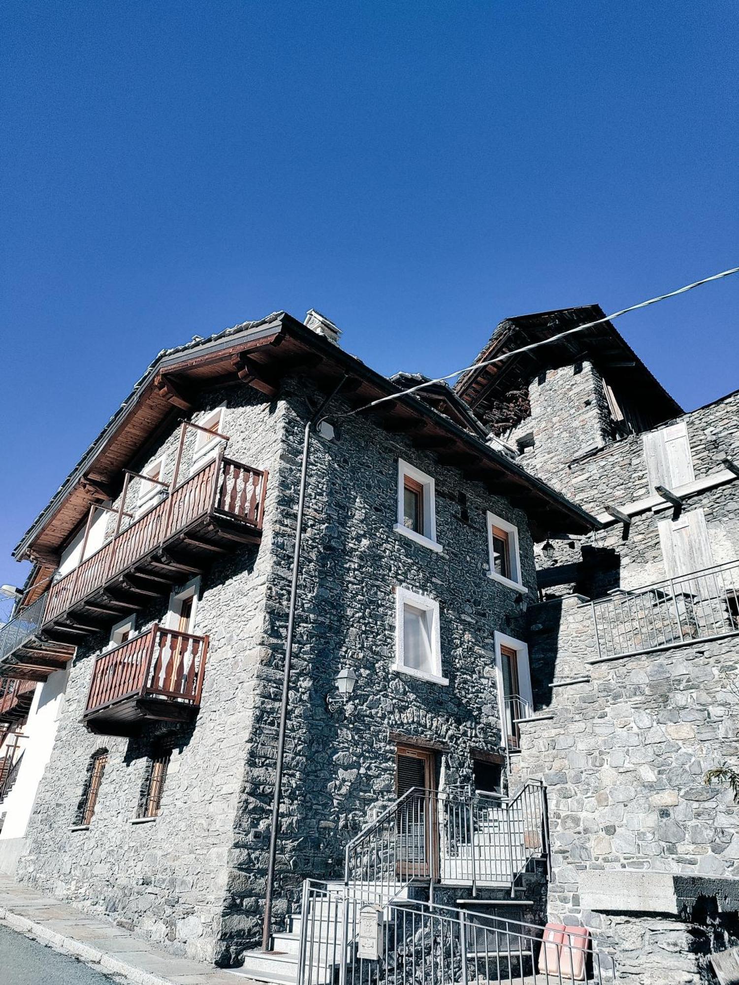 La Guida E L'Architetto Saint-Rhemy-En-Bosses Exterior foto